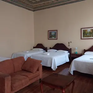 Hotel del Calderon 2* Cuenca