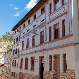 Carlos Luis Hostel