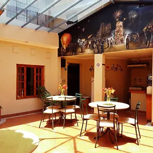 Todos Santos Inn Cuenca